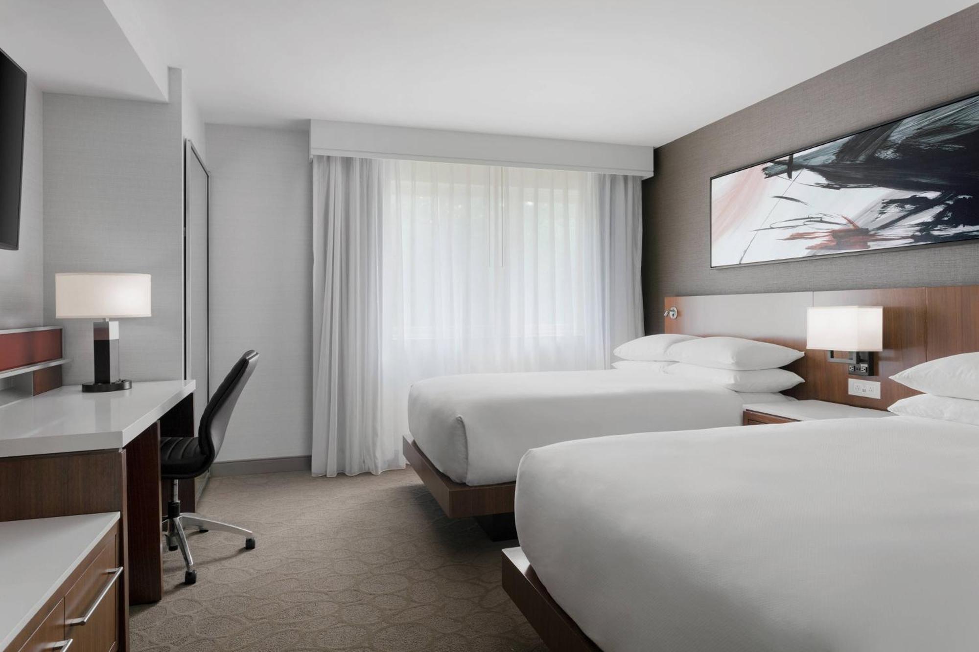 Delta Hotels by Marriott Burlington Buitenkant foto