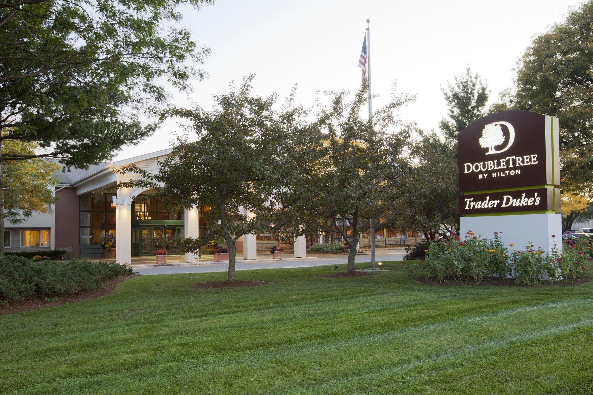 Delta Hotels by Marriott Burlington Buitenkant foto